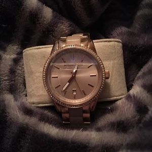 MICHAEL KORS MK6349 WOMEN'S Pink BLUSH WATCH New time piece statement